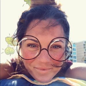 Meet your Posher, Kristina